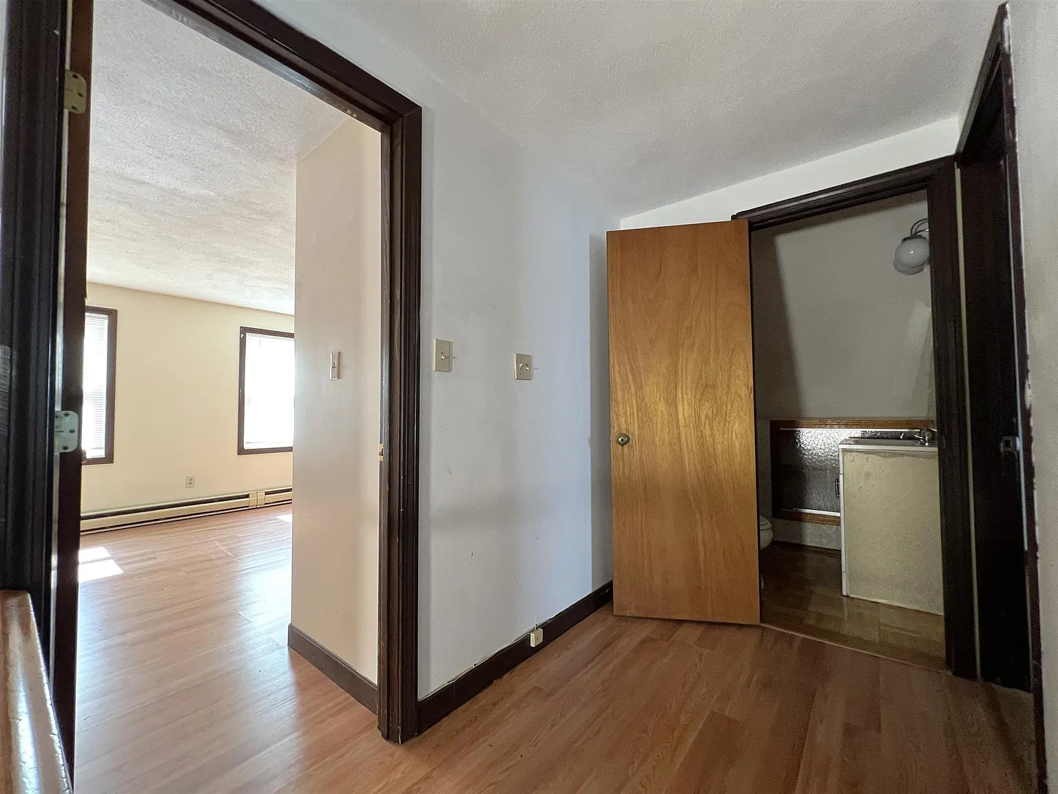 4 bed, 1.5 bath, $4,000 — Photo 4