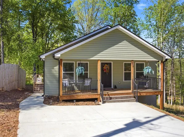 109 Ledbetter Ln, Walhalla, SC 29691