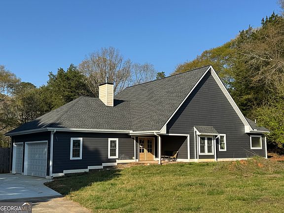 2nd image of 190 Cedar Pond Rd