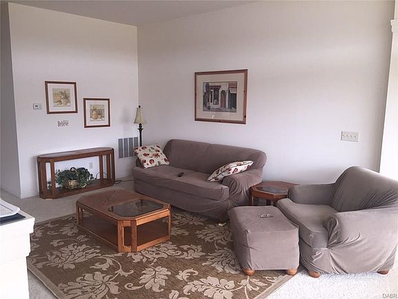 4th image of 1377 Lakeshore Dr #14-302