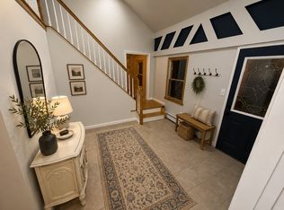 1529 Carl Ave, Holbrook, NY 11741