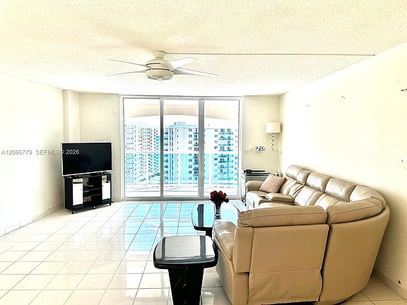5th image of 3800 S Ocean Dr APT 1516
