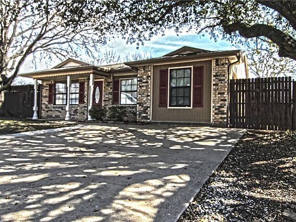 2nd image of 422 Justice Dr