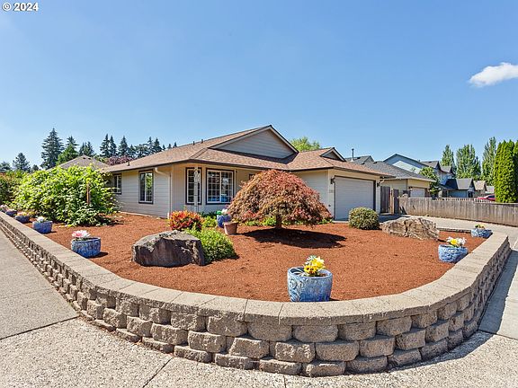 3rd image of 13019 NE 97th St