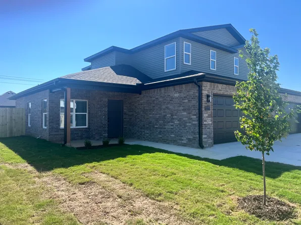 620 Cosmos St, Centerton, AR 72719