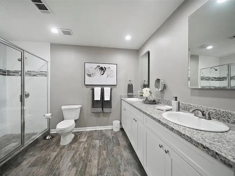 3508 Balboa Cir — Photo 21