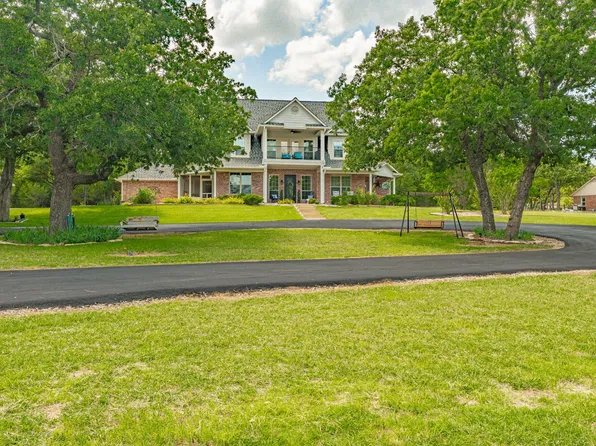1218 Meander Rd, Granbury, TX 76049