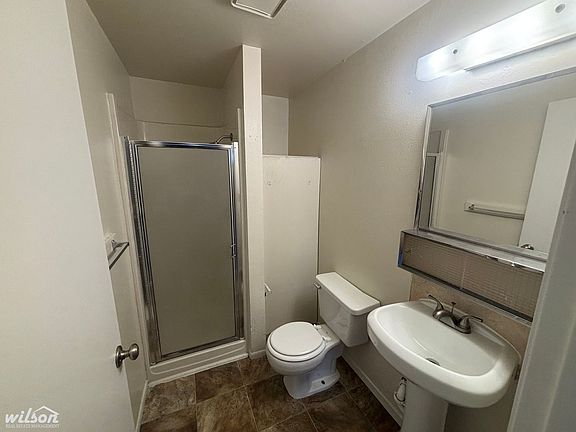 5th image of 1411 Roosevelt Ave APT A