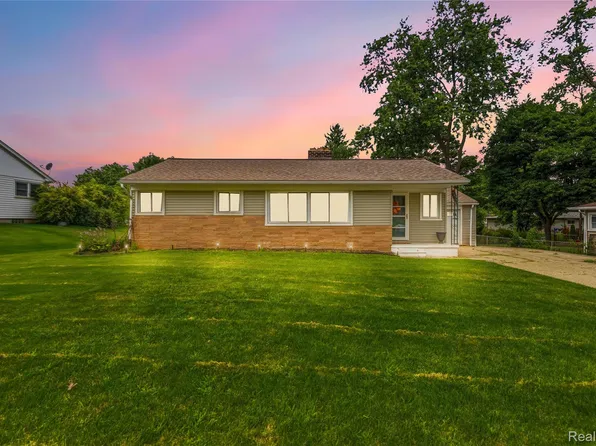 3403 Ardreth Dr, Waterford, MI 48329
