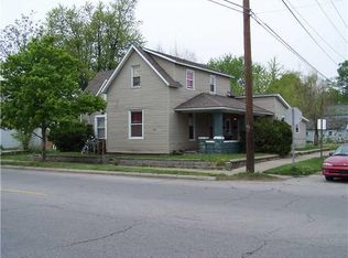 1934 E Main St, Elwood, IN 46036