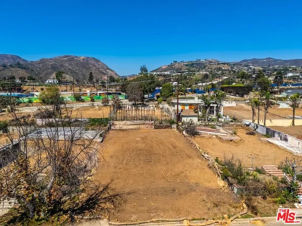 16915 Bollinger Dr, Pacific Palisades, CA 90272