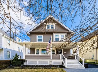 1479 Orchard Grove Ave, Lakewood, OH