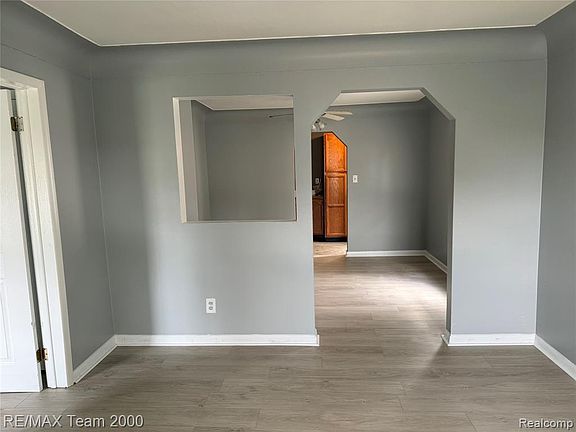 3rd image of 17930 Ruth St