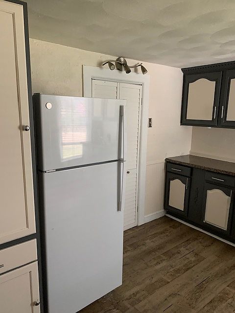 1st image of 15 Chestnut St Floor 2