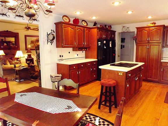 Kitchen into great room