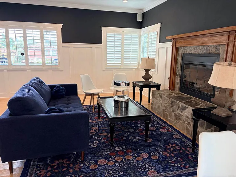 4620 Narragansett Ave — Photo 18