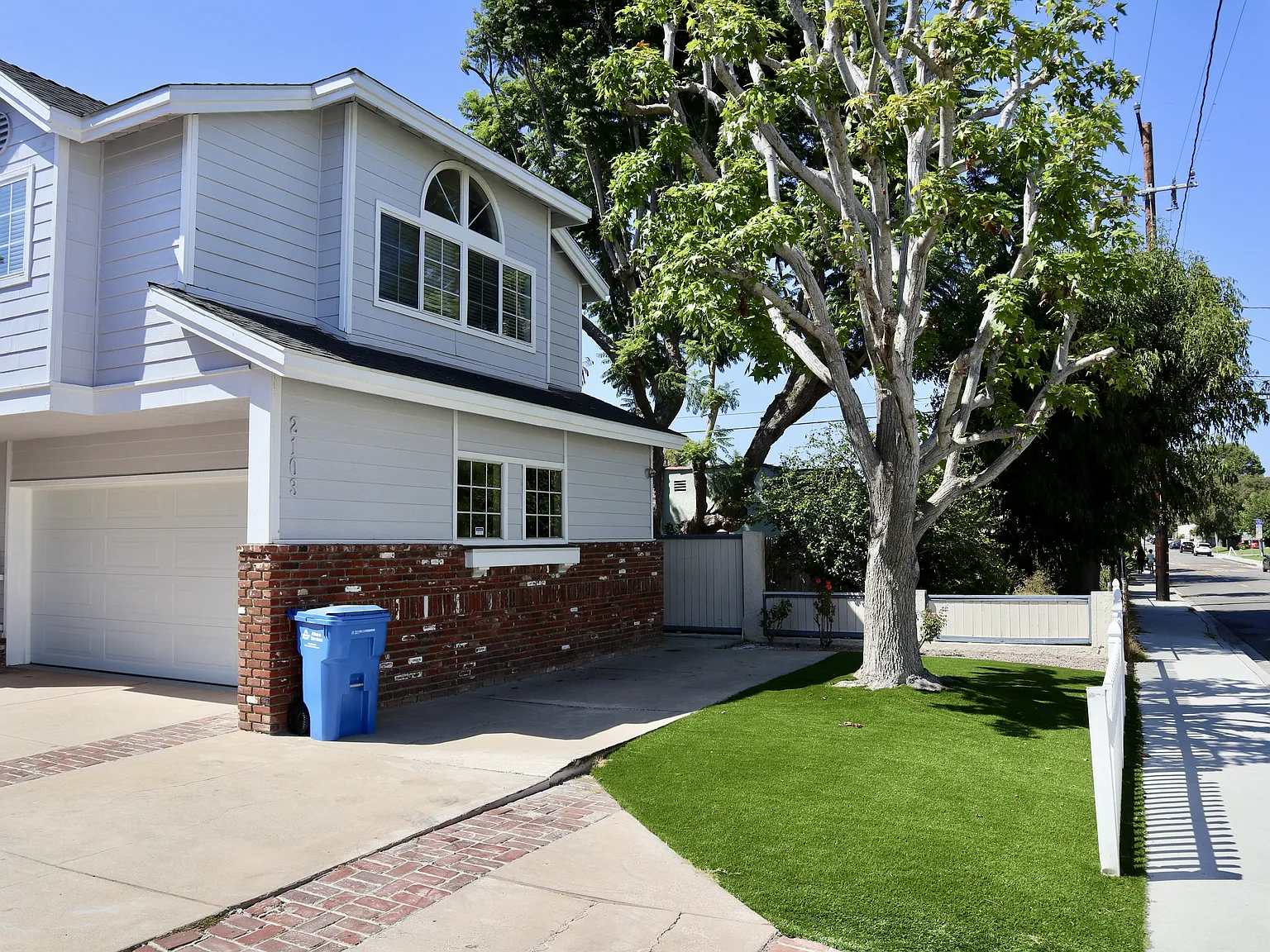 2103 Mackay Lane - 1 — Photo 2