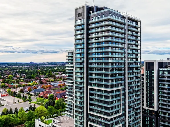 105 Oneida Cres #503, Richmond Hill, ON L4B 0H6