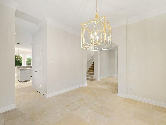 5th image of 8838 Chalk Knoll Dr