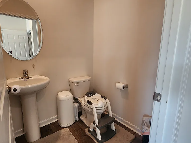 7451 Buckpasser Dr — Photo 8