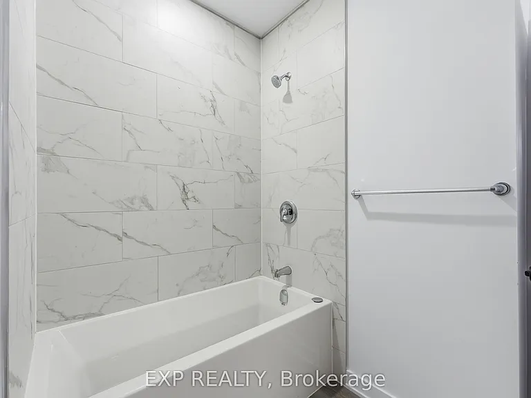 1373 Louis Ln #C — Photo 13