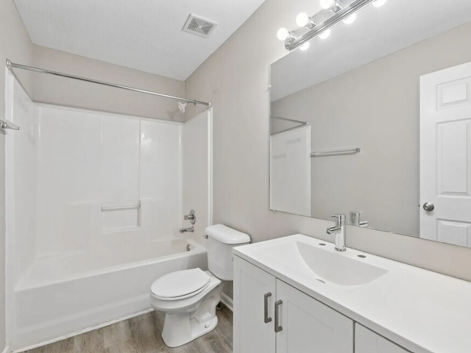 Gateway Homes — Photo 3