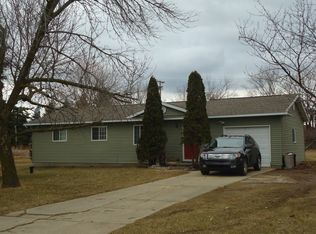 5206 Park Dr, Fairgrove, MI