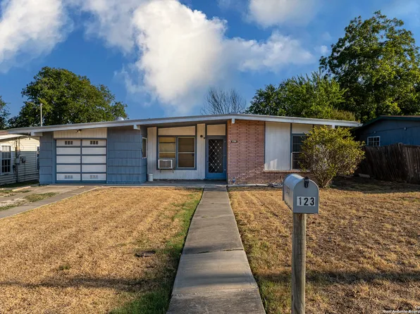 123 OVERLAND DR, San Antonio, TX 78218