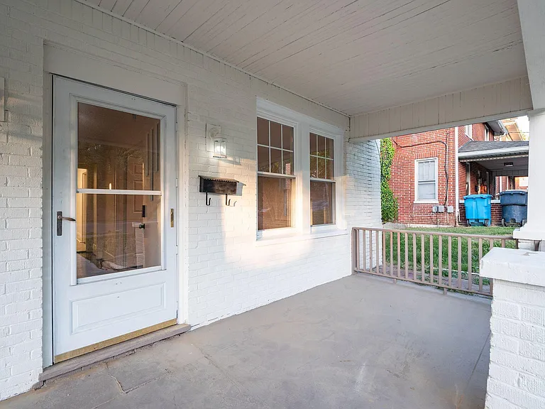 520 Riverland Rd SE — Photo 4