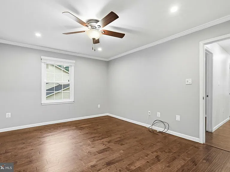 12017 William And Mary Cir — Photo 16
