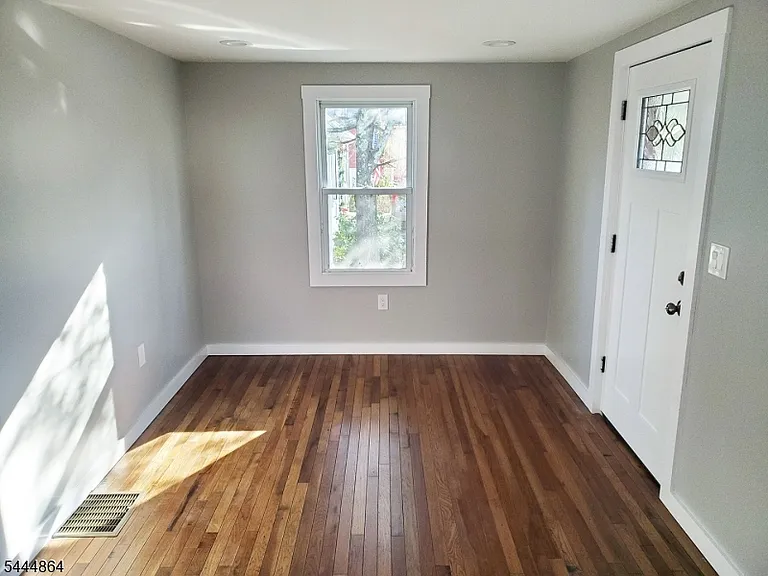 29 Millbrook Rd — Photo 4