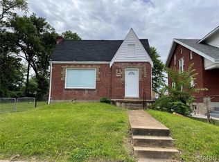 7916 Thomas Ave, Saint Louis, MO 63117