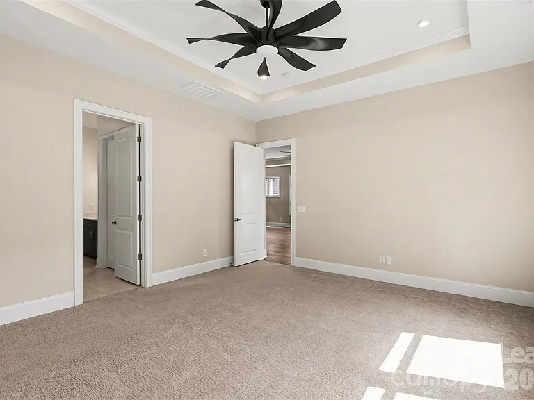 2026 Lake Como Dr — Photo 16