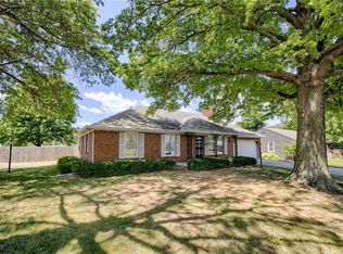 7424 Maywood Ave, Raytown, MO 64133