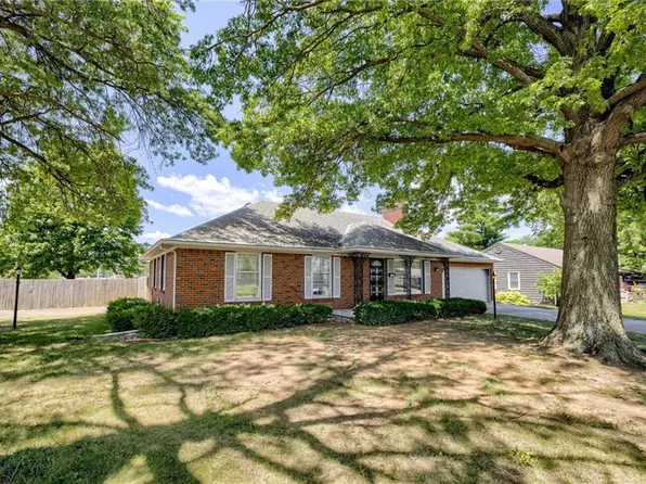 7424 Maywood Ave, Raytown, MO 64133