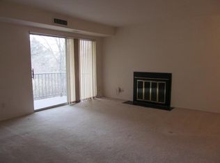 513 Old Forge Xing, Devon, PA 19333