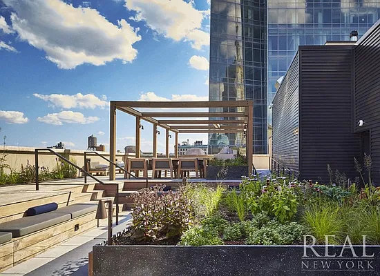 Rented by REAL New York | media 21