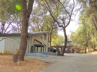 19208 Ferretti Rd, Groveland, CA 95321