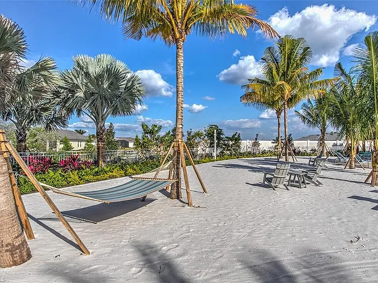 28165 Captiva Shell Loop — Photo 39