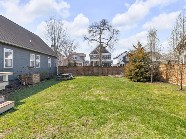 1651 N Carrollton Ave, Indianapolis, IN 46202