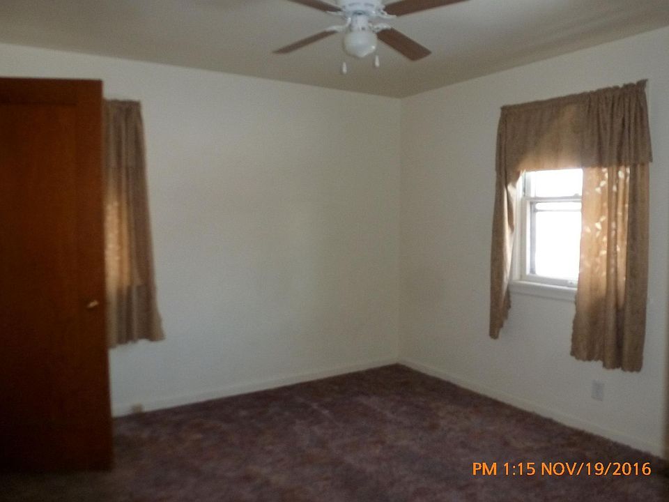 Bedroom #1 with fan