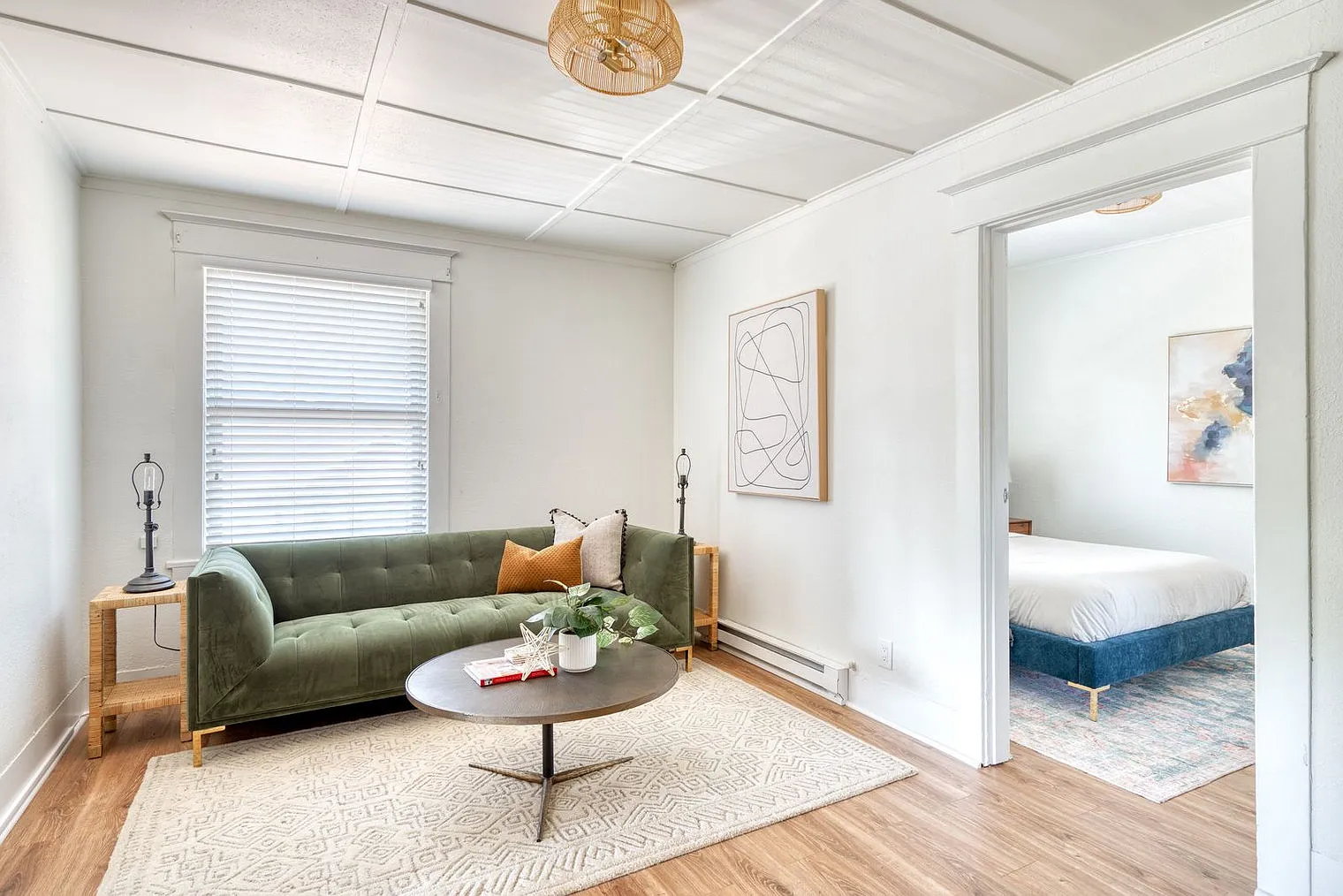 2 bed, 1.0 bath, 742 sqft, $3,490 — Photo 3