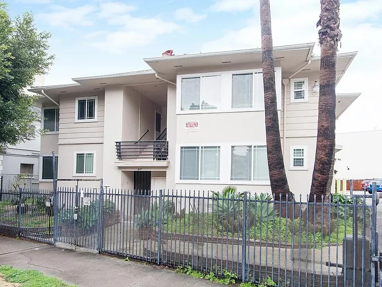 821 S Serrano Ave #4 — Photo 18