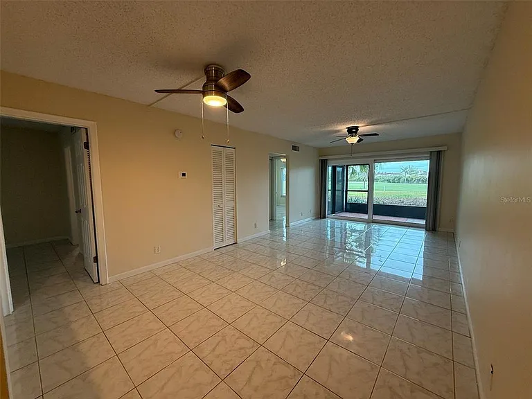 6219 Palma Del Mar Blvd S #105 — Photo 3