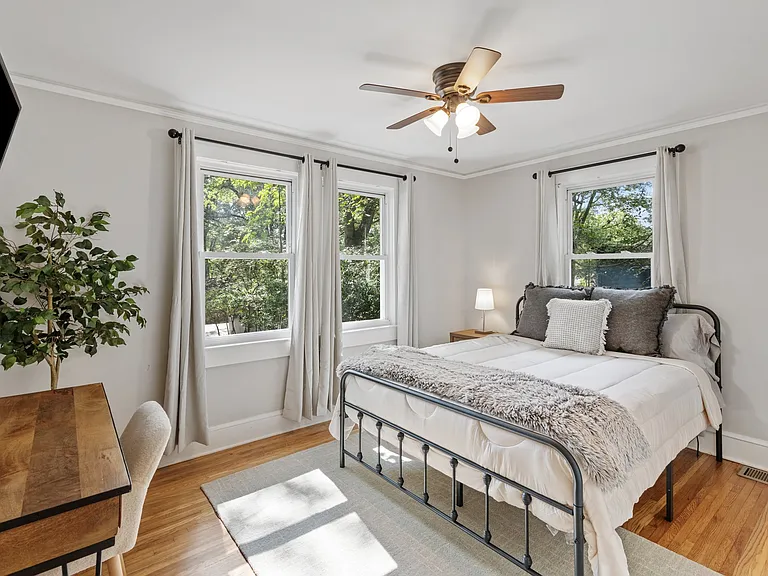 207 Brookside Ave — Photo 14