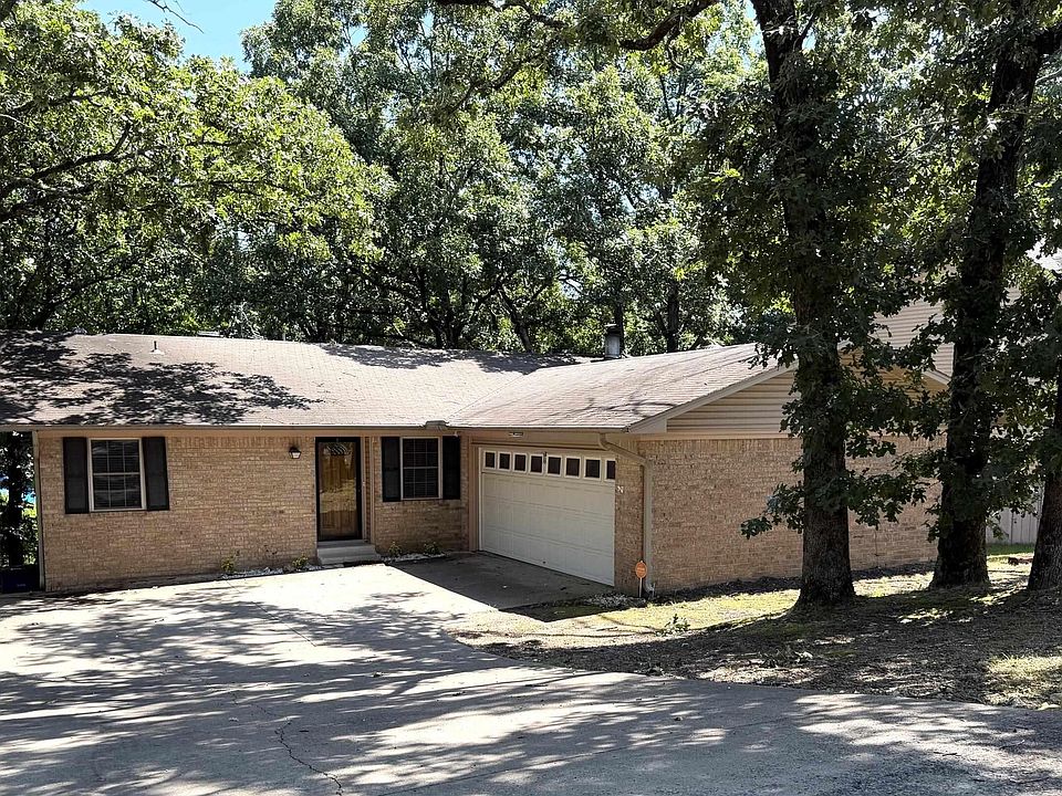 1st image of 821 Silver Hill Rd