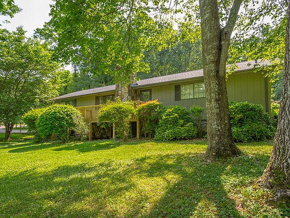 2nd image of 6011 Dogwood Dr