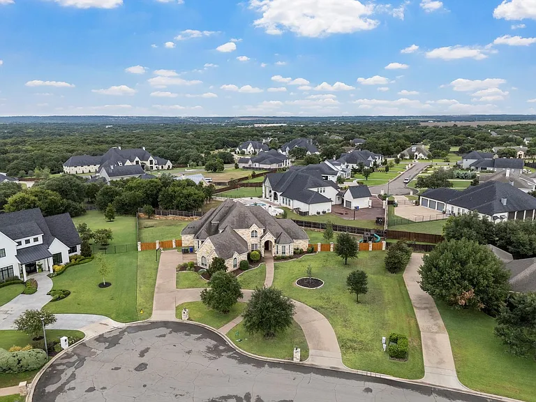 7030 Flagstone Cir — Photo 48