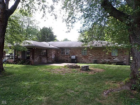 1st image of 919 Hopkins Rd