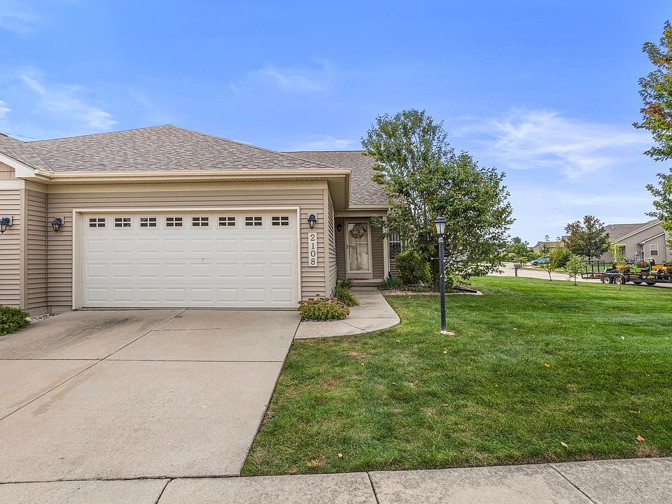 1st image of 2108 S Stonebrooke Ct